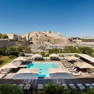 **** Hotel Radisson Blu Vieux Port France